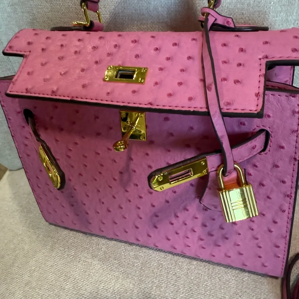 Pink Ostrich-effect Handbag - Picture 2 of 11